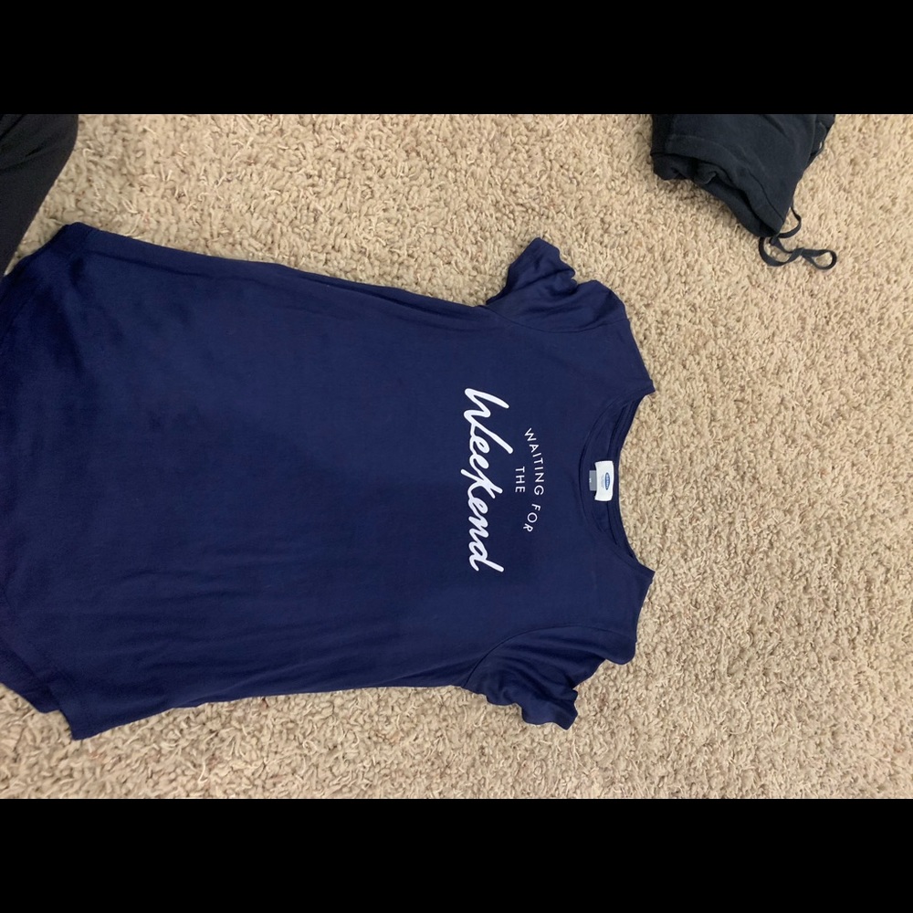 blue short sleeve ‘waiting for the weekend’ shirt